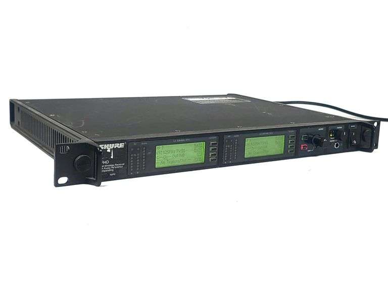 Shure UR4D Dual Wireless Receiver - (L3: 638-698 MHz) (NOT FOR USE IN THE U.S.)