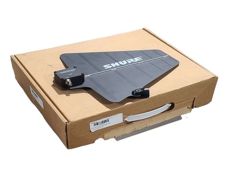 Shure UA870 UHF (470-900 MHz) Active Directional Antenna in Box