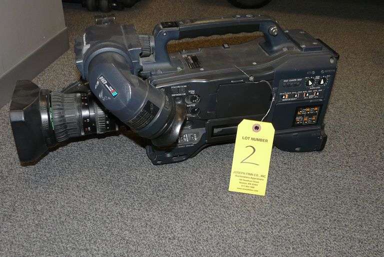 Panasonic AG-HPX370P P2 HD Camcorder with Viewfinder and Fujinon XT17x4.5BRM-K14 Lens