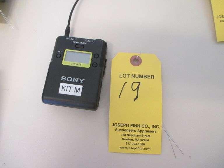 Sony UTX-B03 Transmitter, Freq. 536.125 - 607.875, (1) Antenna