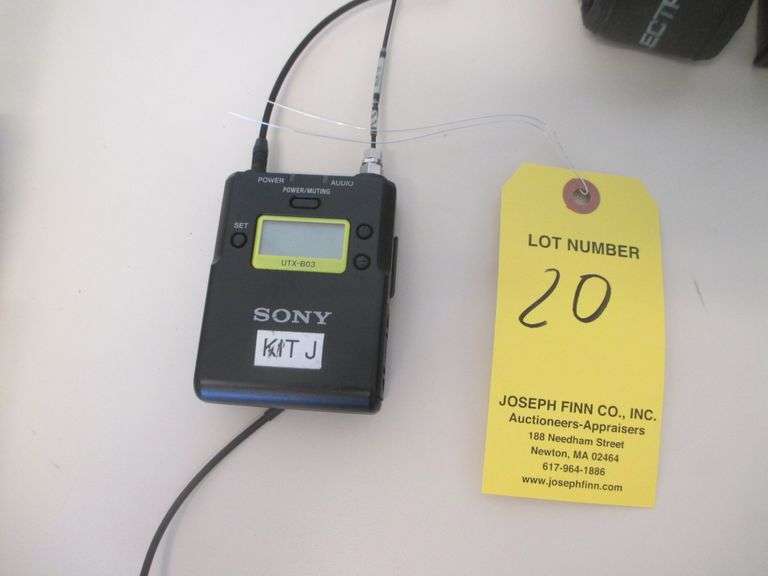 Sony UTX-B03 Transmitter, Freq. 536.125 - 607.875, (2) Antennas