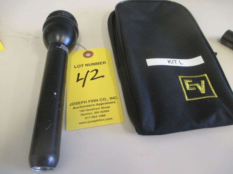 EV RE 50B Mic w/ Soft Case