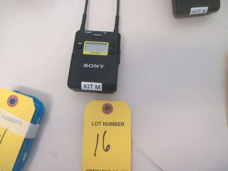 Sony URX-PO3 Receiver, Freq. 536.125 - 607.875, w/ (2) Antennas