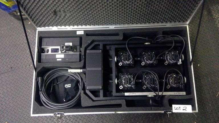 Digital Sputnik DS6 LED Modular Light System 1500-10000K w/ ATA Port. Road Case