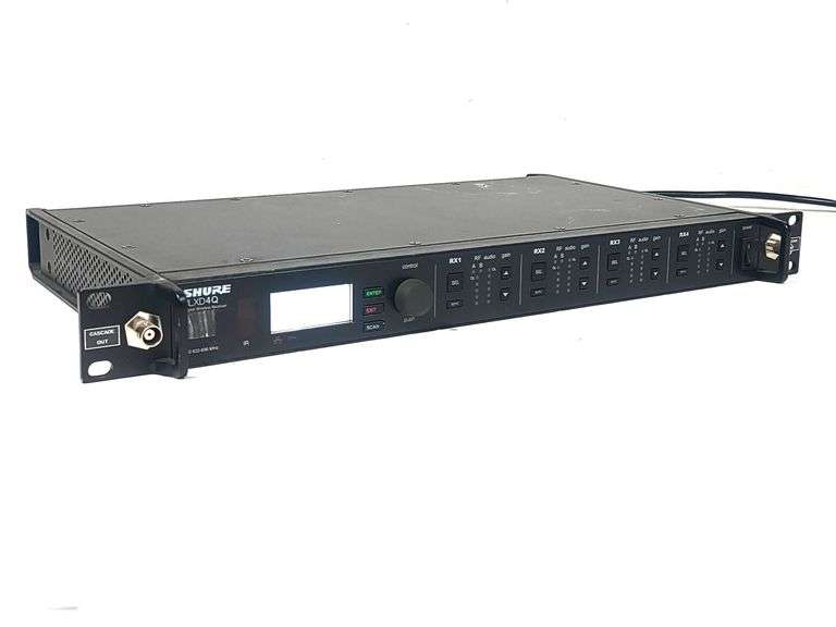 Shure ULXD4Q L50 Quad Channel Digital Wireless Receiver (632-696 MHz) (NOT FOR USE IN THE US)