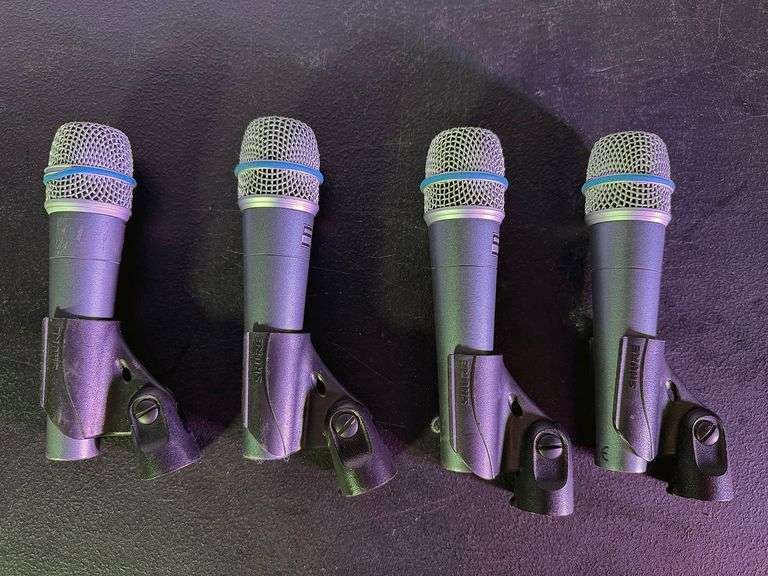 Lot 4: Shure Beta 57, Supercardioid Dynamic Instrument Microphones