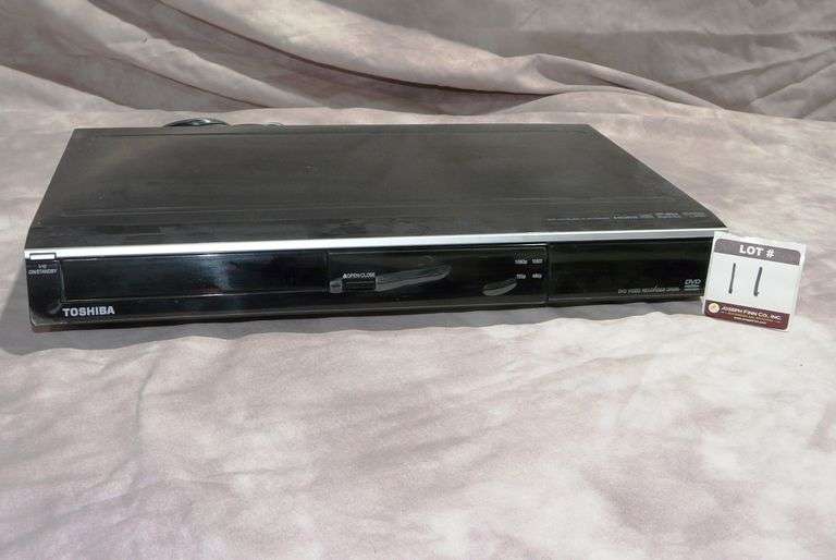 Toshiba DR430 DVD Recorder (No Remote)