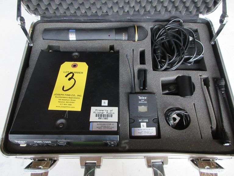 Telex FMR-1000 Clear Scan Wireless Mic Kit w/ Telex B WT-1000 UHF Belt Pack Transmitter, Telex FMR-1