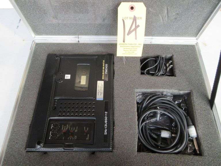 Marantz PMD420 Cassette w/ PS and Hard Case