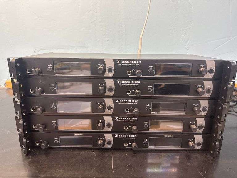 Sennheiser | EM 2050 | dual-channel UHF wireless microphone receiver | dual-channel UHF wireless mic