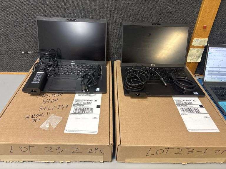 DELL | LATITUDE 5400 | Windows 11 PRO laptop | includes 2x Latitude's 5400 with box and Power supply