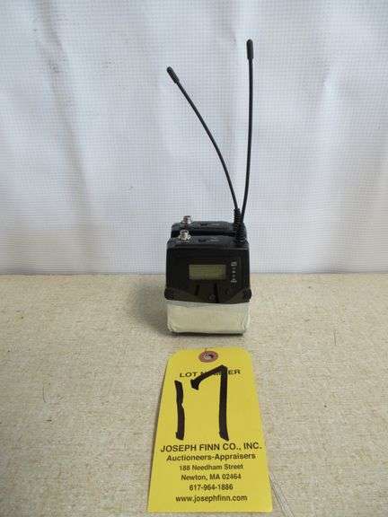LOT (2) Sennheiser SK2000XP Beltpack Transmitters w/ Antennas, Freq. A1B 516-558 MHz