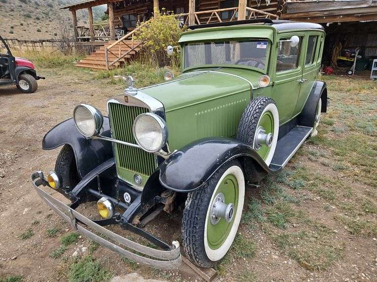 1929  Hupmobile Century 8   Sedan