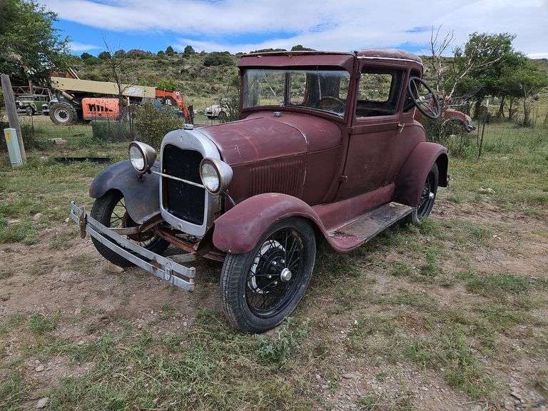 1923  Ford   Model T  Coupe