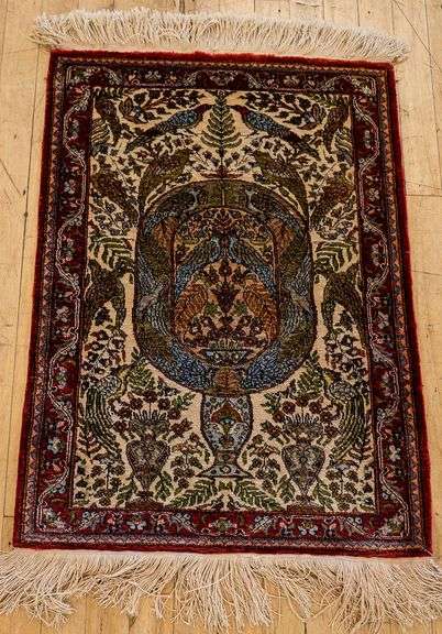 SMALL SILK RUG