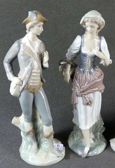 LLADRO FIGURINES