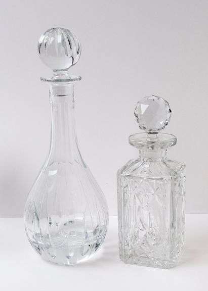 WINE GLASSES AND DECANTERS