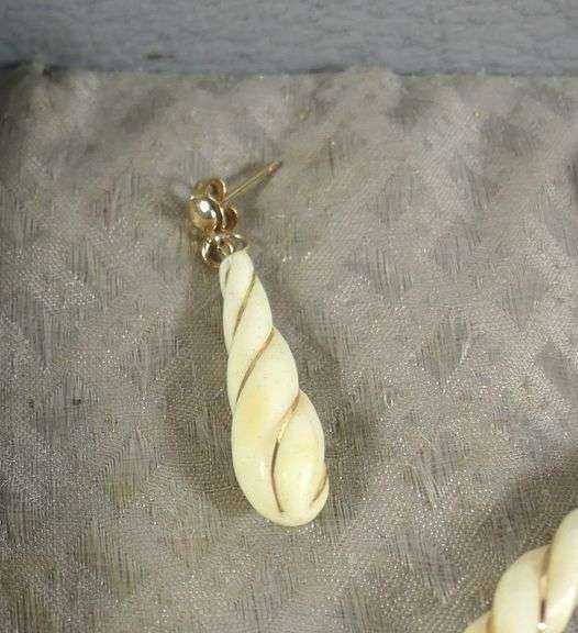 UNIQUE 14K GOLD & GENUINE IVORY SET