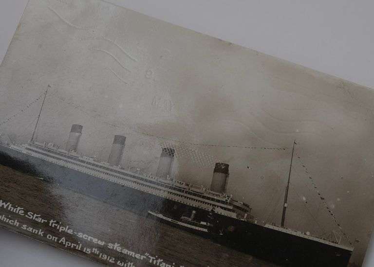 TITANIC POSTCARD