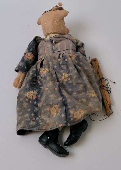 VINTAGE PUPPET