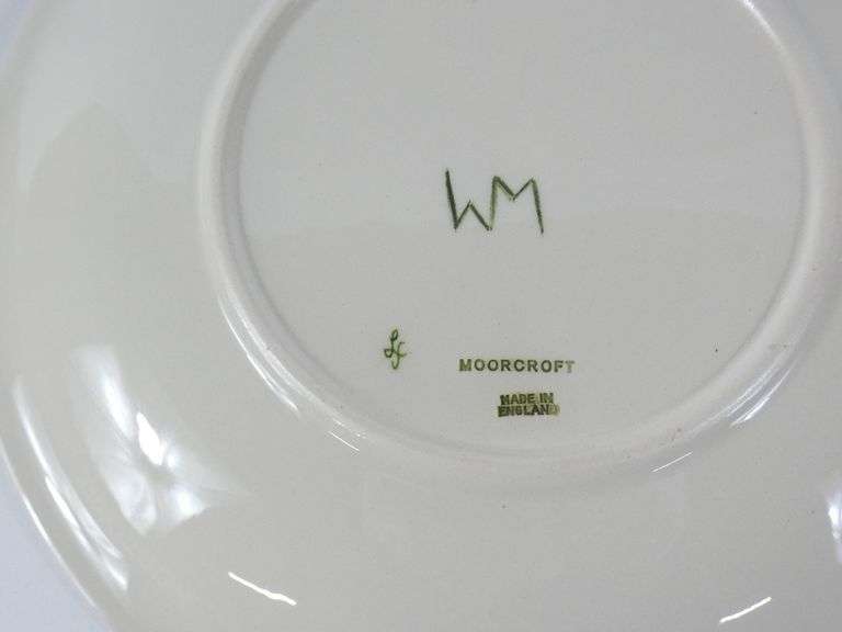 MOORCROFT PLATE