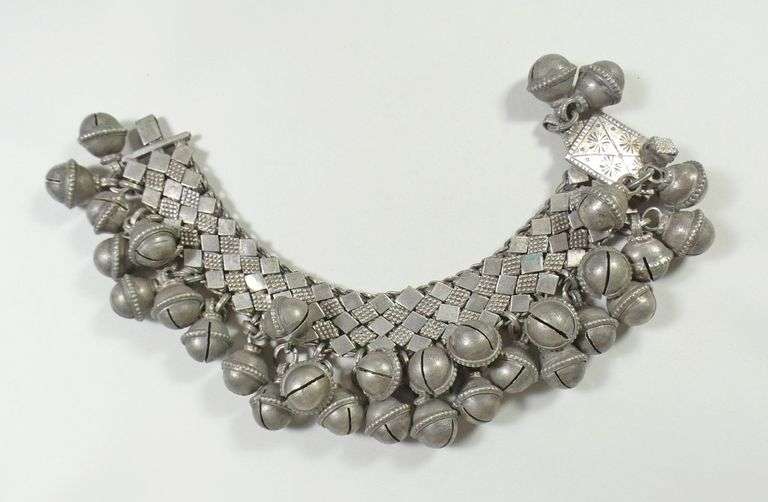 MIDDLE EASTERN JEWELLERY