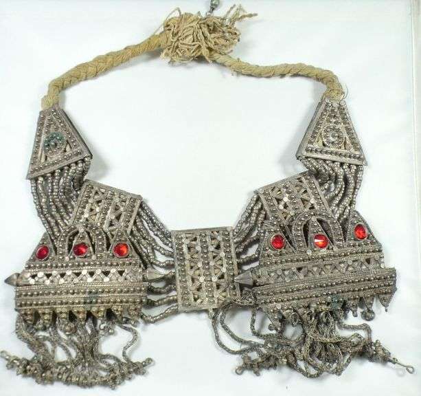 MIDDLE EASTERN NECKLACE