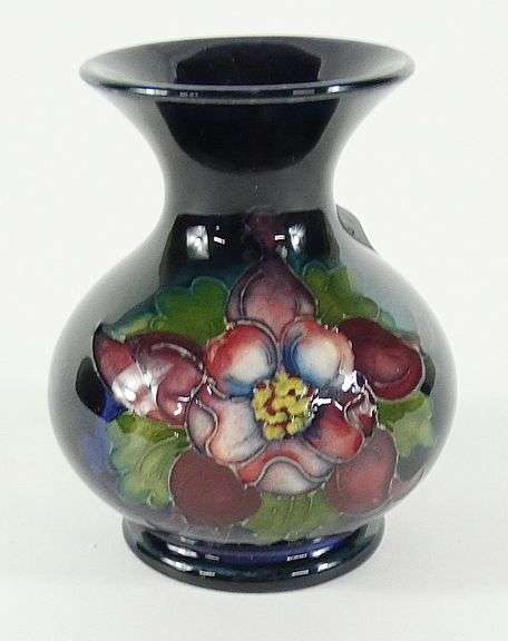 MOORCROFT CABINET VASE