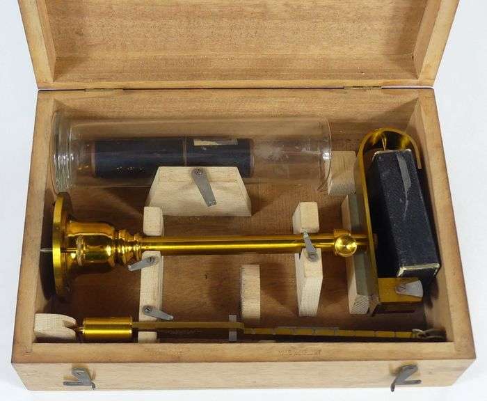 ANTIQUE SCIENTIFIC INSTRUMENT