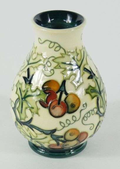 SPECIAL EDITION MOORCROFT VASE