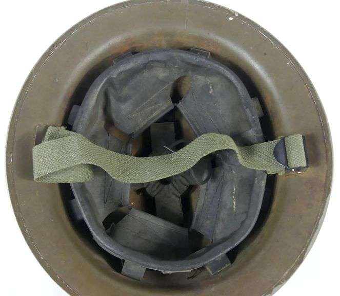 WWII CANADIAN ARMY HELMET