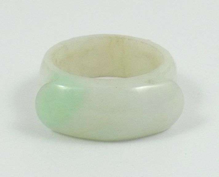 CHINESE JADE RING