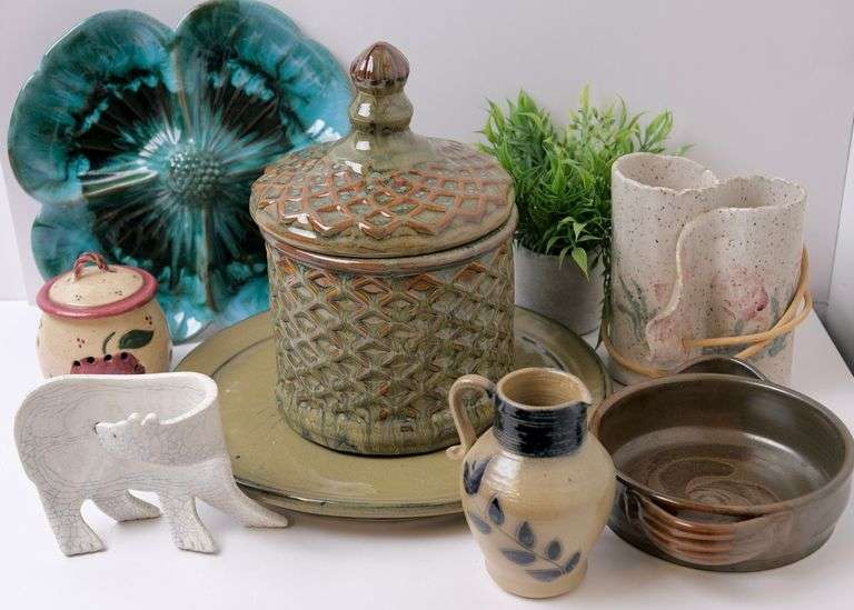 POTTERY LOT