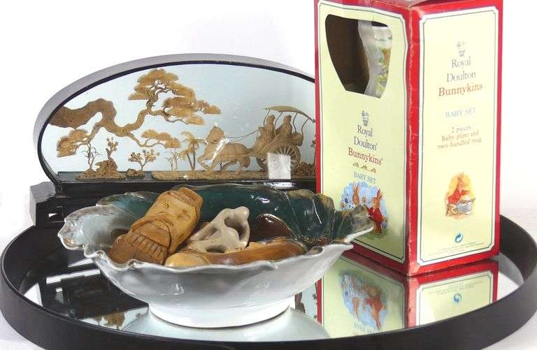 CURIOS & COLLECTIBLES