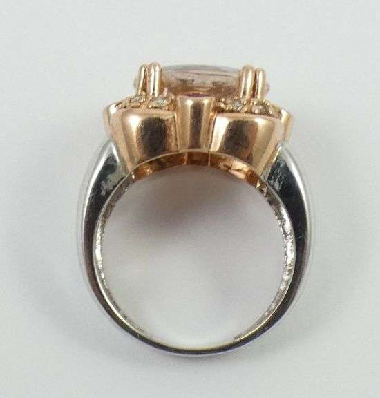 LADIES' UNIQUE GEMSTONE RING