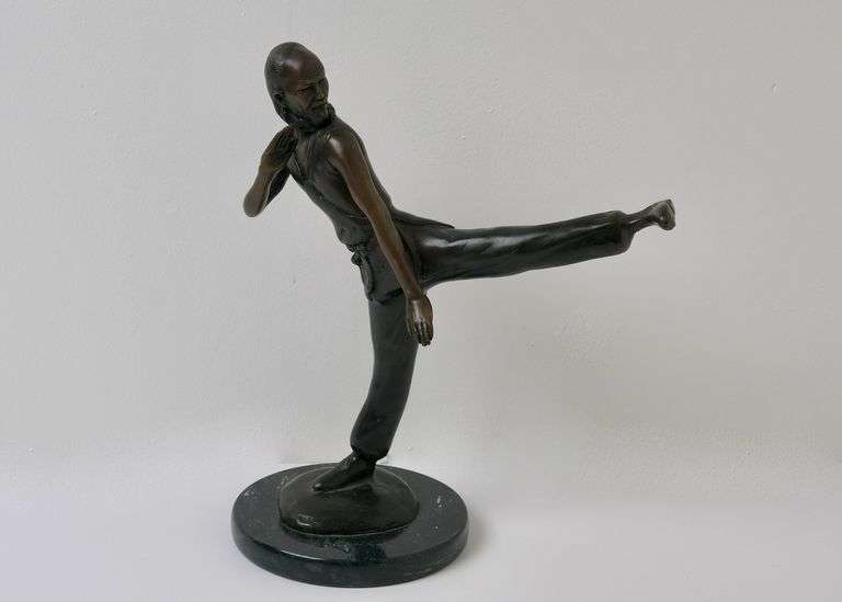 BRONZE MARTIAL ARTS FIGURE