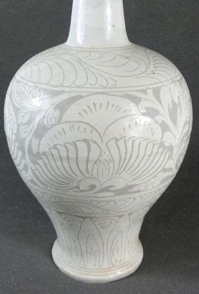POTTERY VASE