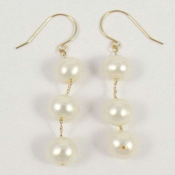 PEARL EARRINGS