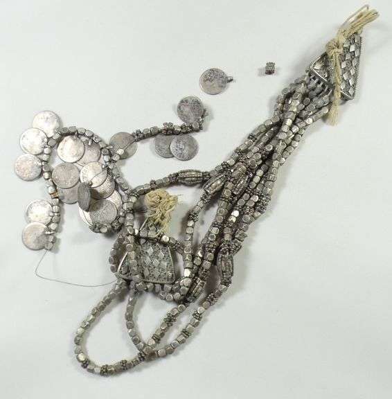 5 MIDDLE EASTERN NECKLACES