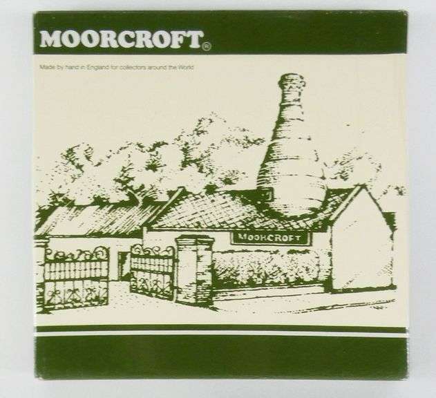 MOORCROFT PLATE