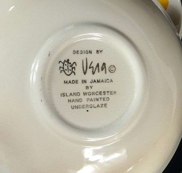 VERA NEUMANN SUNFLOWER PATTERN SERVING BOWLS