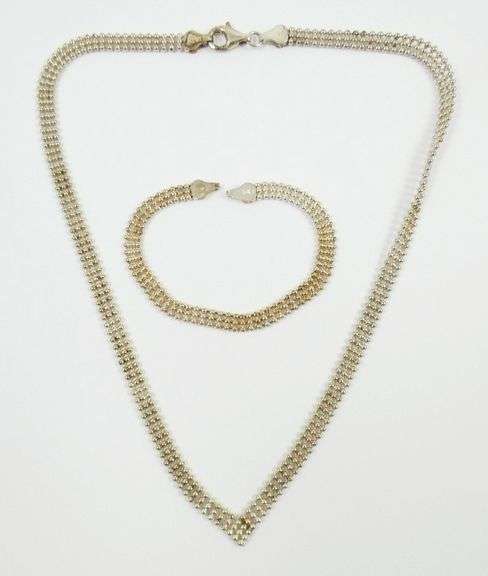 NECKLACE, BRACELETS & CHARMS