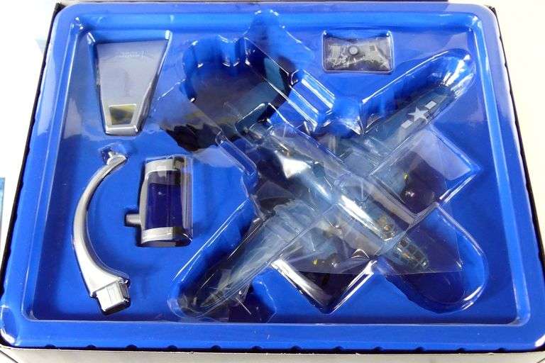 TWO DIE-CAST AIRPLANE MODELS