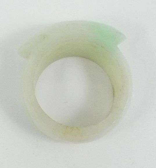 CHINESE JADE RING