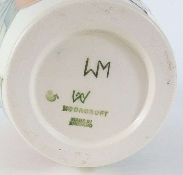 LARGE MOORCROFT VASE