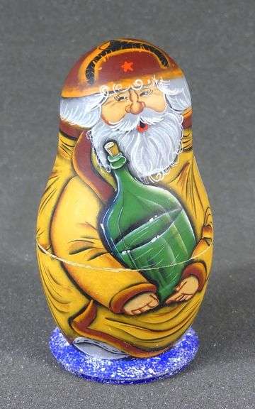 RUSSIAN NESTING DOLL SET