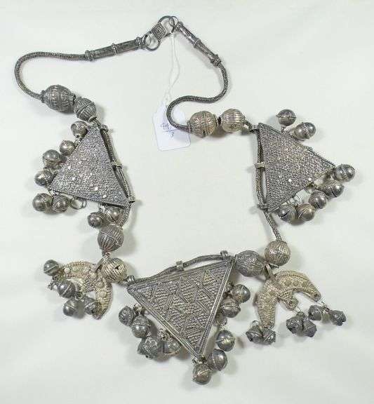 MIDDLE EASTERN JEWELLERY