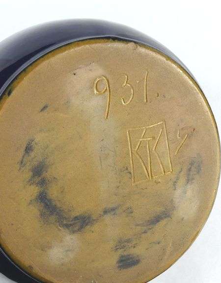 MAX LAEUGER ART POTTERY VASE