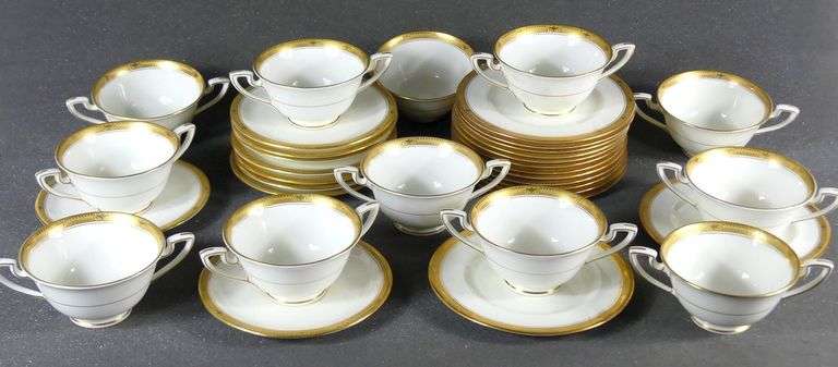 ROYAL WORCESTER & LENNOX DINNERWARE
