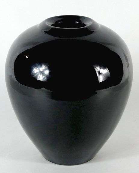 RARE BLUE MOUNTAIN POTTERY VASE